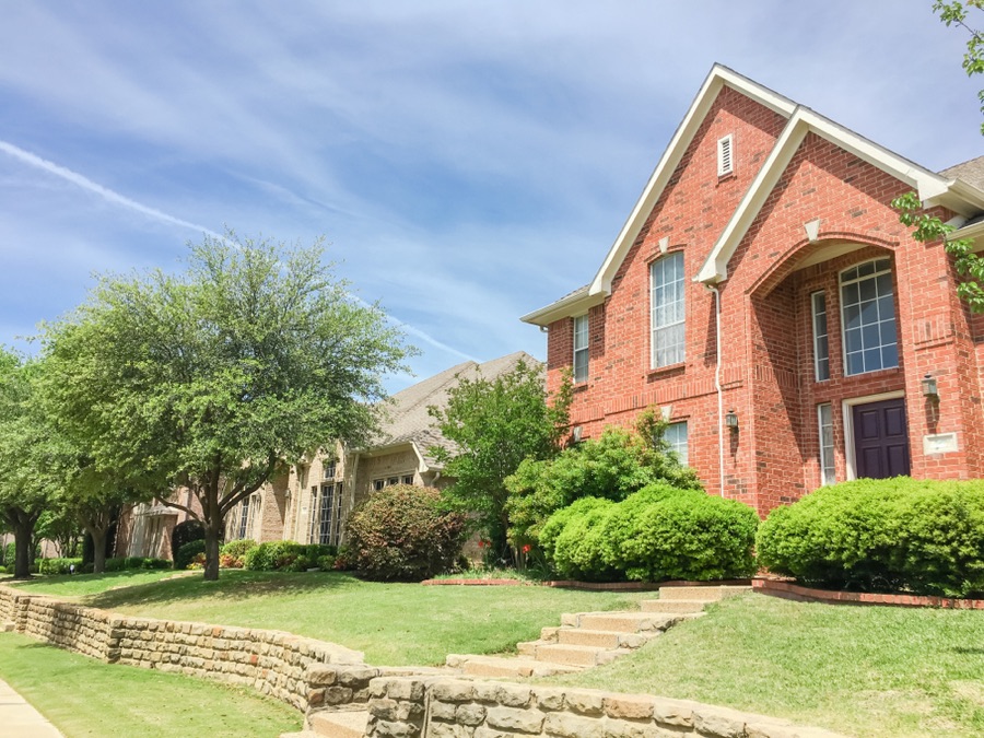 Homes in Lago Vista, Texas